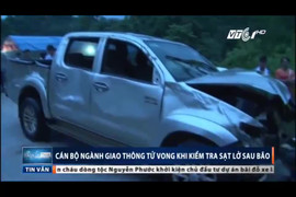 Kiểm tra sạt lở sau bão, 2 cán bộ ngành giao thông bị nước cuốn trôi