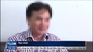 Dàn cảnh va quệt, nhảy lên ô tô bắt vạ tài xế: Nạn nhân kể lại phút giáp mặt kẻ lừa đảo