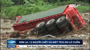 Clip: Nhà cửa, ô tô bị lũ cuốn ngổn ngang ở Sơn La