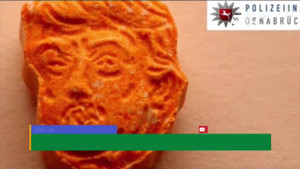 Video: Đức tịch thu 5.000 viên thuốc lắc in hình ông Donald Trump