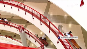 ĐH Kinh tế Quốc dân ra mắt 'tòa nhà thế kỷ' sang chảnh, gây sốt giới sinh viên