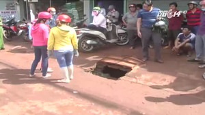 Bình Phước: Mưa lớn cuốn trôi 4 học sinh cấp ba xuống cống