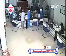 Vĩnh Long: Đình chỉ điều tra vụ cướp ngân hàng?