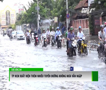TPHCM: Xuất hiện nhiều tuyến đường không mưa vẫn ngập