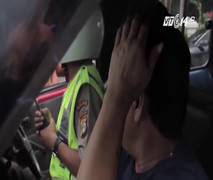 Các hãng taxi trên thế giới phản đối Uber, Grab theo cách nào?