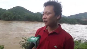 Yên Bái: Không chờ được cứu hộ, 2 công nhân thủy điện liều mình bơi vào bờ