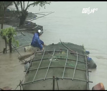 Thừa Thiên - Huế: Vỡ đê biển, lũ lên nhanh gây ngập nhiều nơi