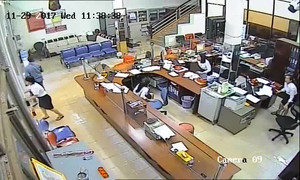 Truy bắt người đàn ông nổ súng cướp ngân hàng bất thành ở Đắk Lắk