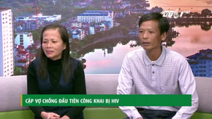 Cặp vợ chồng công khai mắc HIV/AIDS