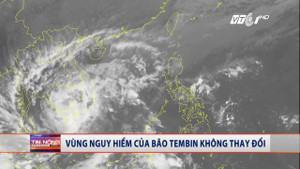 Tin mới nhất cơn bão số 16: Có xu hướng suy yếu nhưng giữ nguyên vùng nguy hiểm