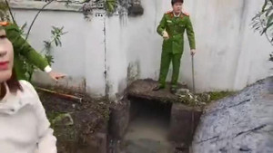 Video: Công an bắt quả tang doanh nghiệp xả thải tại Hưng Yên