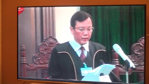 Video: Tuyên án Đinh La Thăng 13 năm tù, Trịnh Xuân Thanh tù chung thân