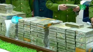 Clip: Cảnh sát nổ súng, bắt nghi phạm vận chuyển 100 kg ma túy