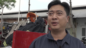 Cứu bé gái vụ cháy chung cư Carina: Lính cứu hỏa nói câu này để dỗ dành bé gái