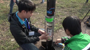 Video: Sinh viên Hà Nội bay thử nghiệm vệ tinh làm từ lon nước ngọt