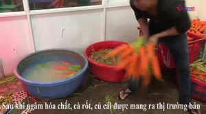 Kinh hoàng 6 tấn củ cải, cà rốt bị tẩy trắng bằng hóa chất công nghiệp