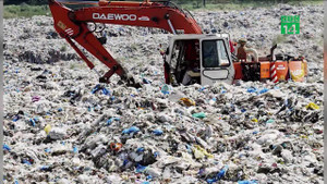 Mang phận con gái, hàng trăm bé sơ sinh Pakistan bị vứt ra bãi rác