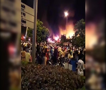 Clip: Cháy ngùn ngụt tại chợ Gạo ở Hưng Yên