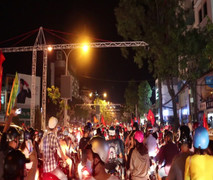 Hàng ngàn cổ động viên đất Tây Đô trắng đêm sau chiến thắng lịch sử của Olympic Việt Nam