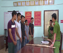 Video: Bắt 6 tên côn đồ đánh 2 cha con nhập viện ở Đắk Lắk