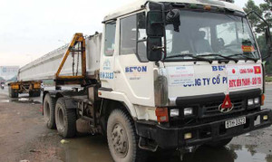 Truy đuổi tài xế container tông chết người rồi lái xe bỏ chạy