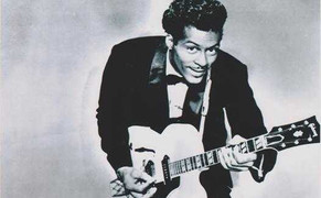 Huyền thoại nhạc rock Chuck Berry qua đời ở tuổi 90