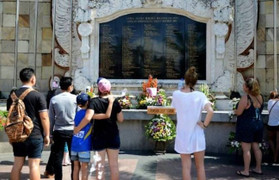 Indonesia cho đối tượng tấn công khủng bố gặp nạn nhân sống sót