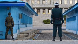 Hàn Quốc bị tố qua mặt Mỹ, gửi đồ cấm cho Triều Tiên