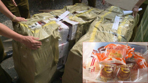 Thu giữ hơn 10.000 bánh trung thu nhập lậu vào Hà Nội