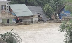 Lũ quét ở huyện Bảo Yên, Lào Cai: Gần 100 ngôi nhà bị sập, ngập nước