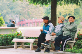 Thời tiết ngày cuối tuần: Bắc Bộ hửng nắng, Nam Bộ mưa dông