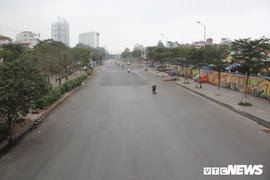 Ảnh: Ngắm một Hà Nội khác lạ, yên bình sáng mùng 1 Tết