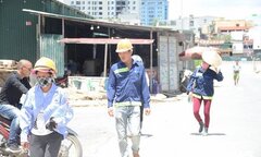 Nắng nóng gay gắt trên 40 độ C thiêu đốt Bắc và Trung Bộ ngày đầu tuần