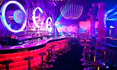 Quán karaoke, vũ trường không được chốt cửa bên trong, hoạt động thâu đêm