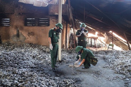 Binh chủng Hóa học lên phương án tiêu độc nhà kho Rạng Đông