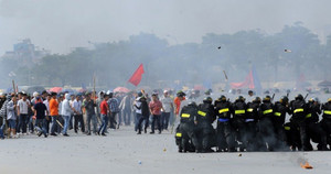 5.000 chiến sĩ công an Hà Nội diễn tập giải tán đám đông biểu tình, chống khủng bố