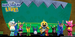 Bộ đội 'tỷ view' Pinkfong và Baby Shark 'thăm' trẻ em Việt Nam mùa Giáng sinh