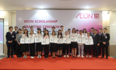 Quỹ AEON 1% trao 40 suất học bổng với tổng trị giá hơn 400 triệu cho sinh viên Việt Nam