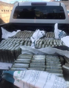 Bắt 2 tạ cần sa, 120 nghìn viên ma túy tổng hợp vận chuyển từ Lào