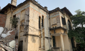 Urgent petition to preserve the villa where the Declaration of Independence was broadcast.