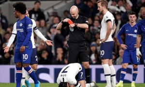 Tottenham thua đau, Mourinho không phục thẻ đỏ của Son Heung-min