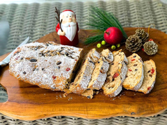 Đậm vị Giáng sinh với công thức bánh mì hoa quả Christmas Stollen