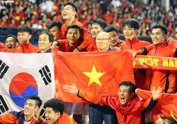 HLV Park Hang Seo: 'Tôi rơi nước mắt trước tình cảm của người Việt Nam'