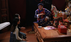 Em trai Xuân Hinh vào vai thày bói trong phim hài Tết