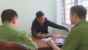 Giả danh công an cưỡng đoạt tài sản của người nghiện