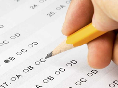 Gần 3.000 học sinh Hà Nội thi lại: Nên để trường hay phòng giáo dục ra đề kiểm tra học kỳ?