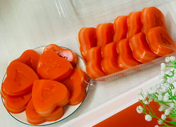 Mùng 1 làm bánh da lợn vị gấc đem may mắn đến cả tháng