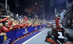 Buy Formula 1 race tickets and receive prizes worth over 1 billion VND.