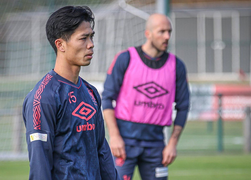 CLB TP.HCM đặt mục tiêu ghi 50 bàn trở lên khi có Công Phượng