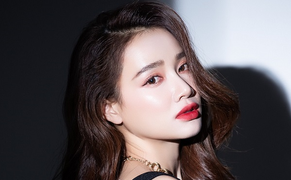 Nhã Phương ngày càng đẹp mặn mà sau một năm lên chức mẹ bỉm sữa